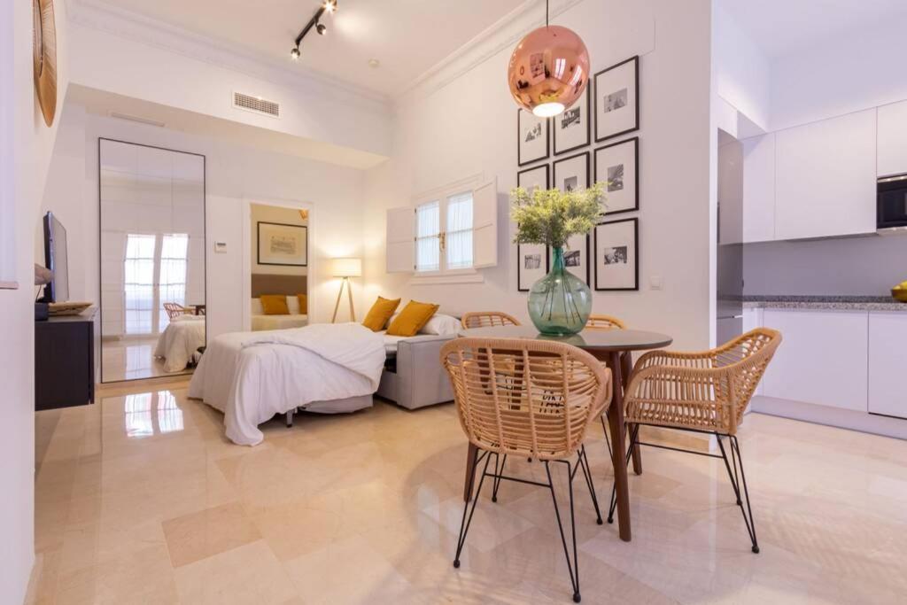 סביליה Mumu Luxury Suite Lirio מראה חיצוני תמונה