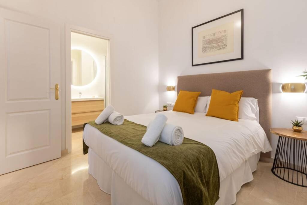 סביליה Mumu Luxury Suite Lirio מראה חיצוני תמונה