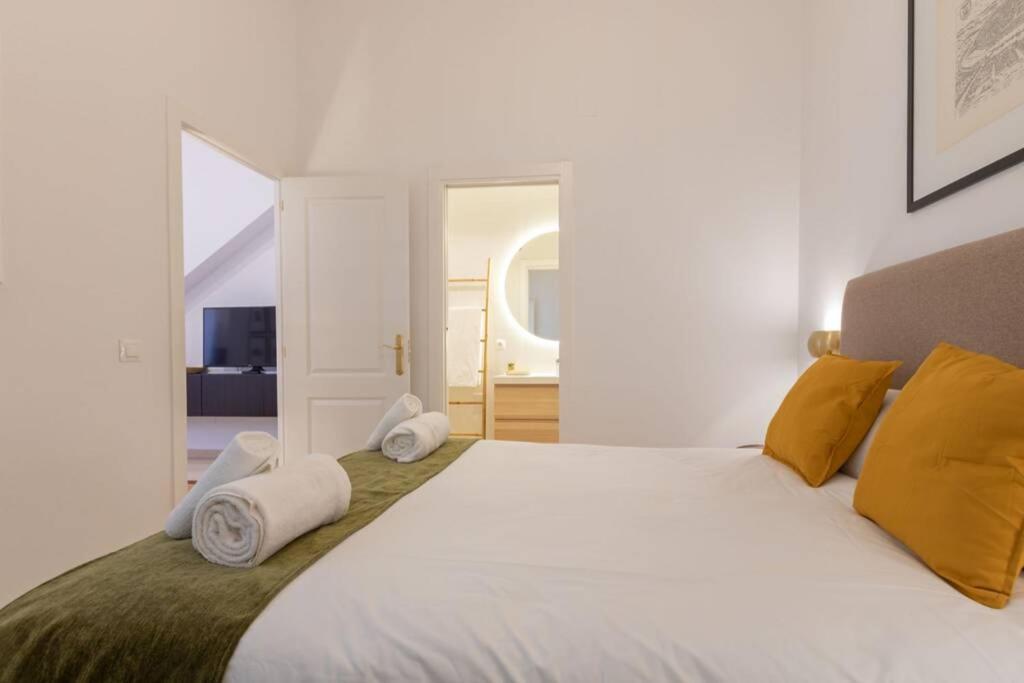 סביליה Mumu Luxury Suite Lirio מראה חיצוני תמונה